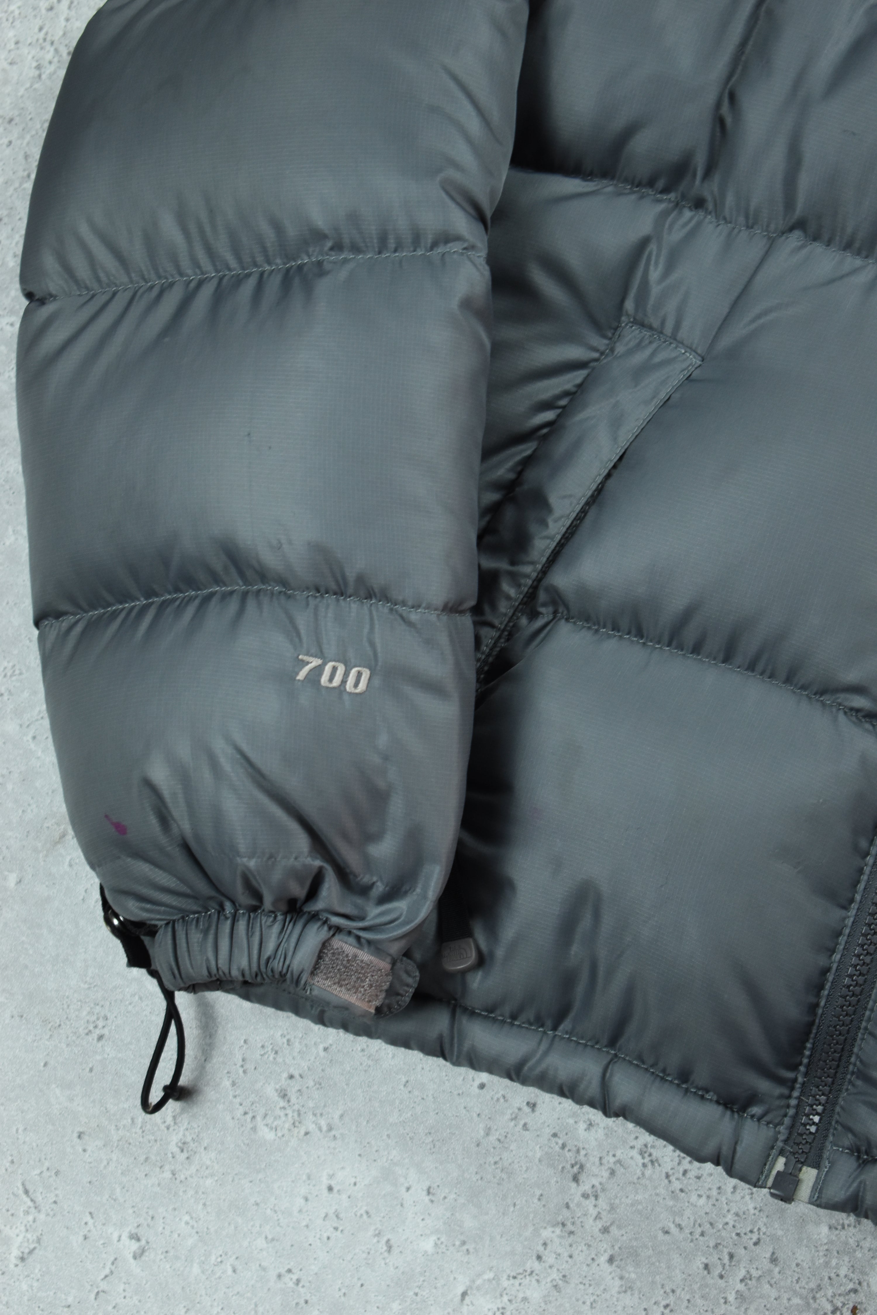 Vintage North Face 700 Nuptse Puffer Grey Medium