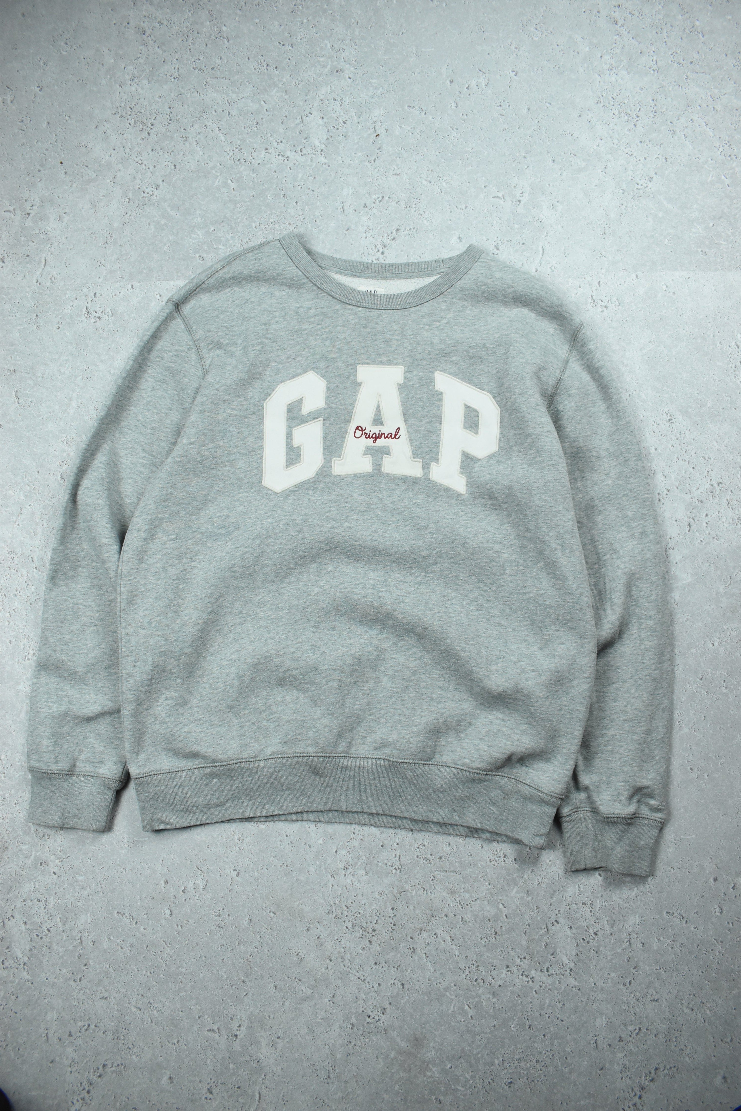 Vintage GAP Embroidered Logo Sweatshirt Medium