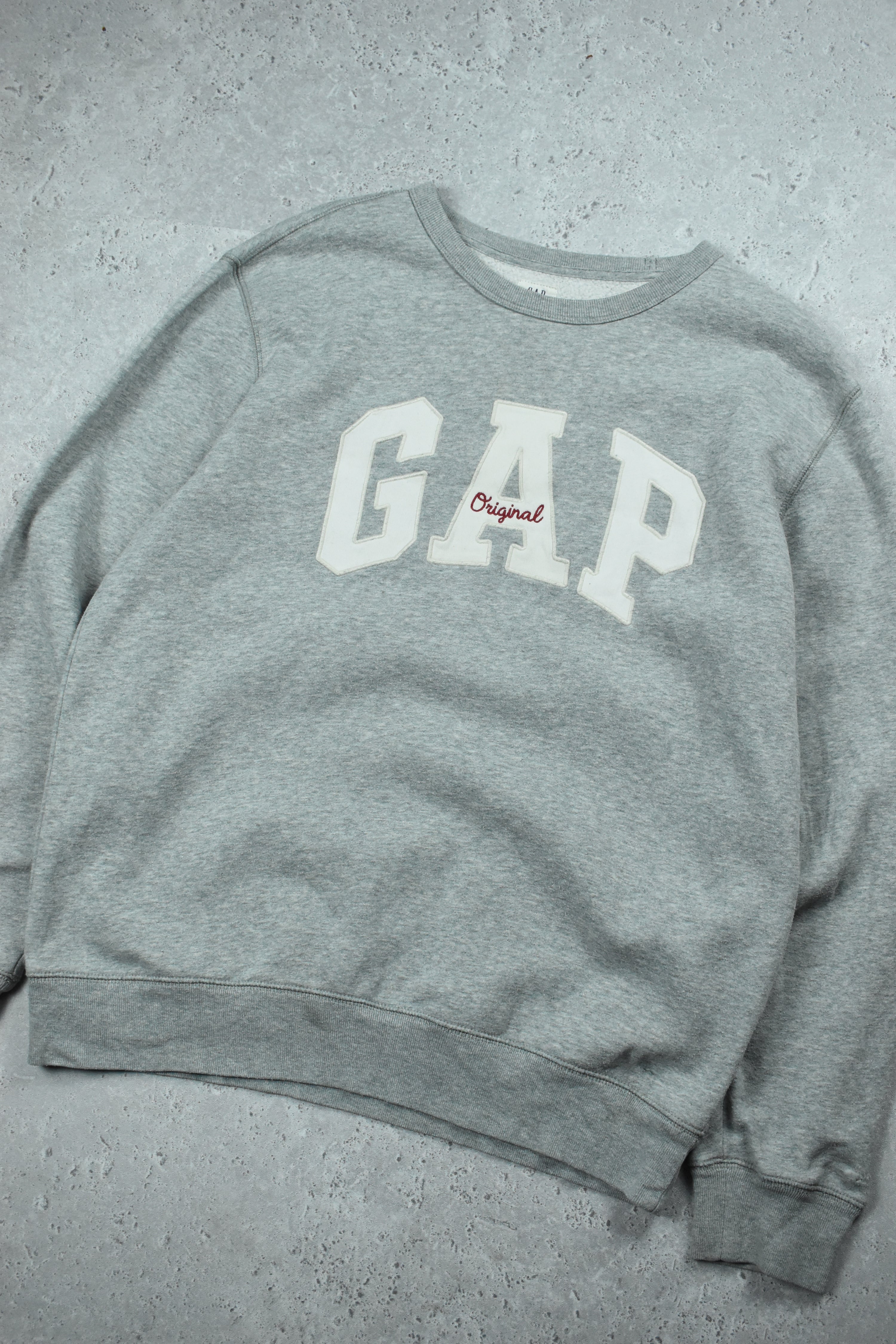 Vintage GAP Embroidered Logo Sweatshirt Medium