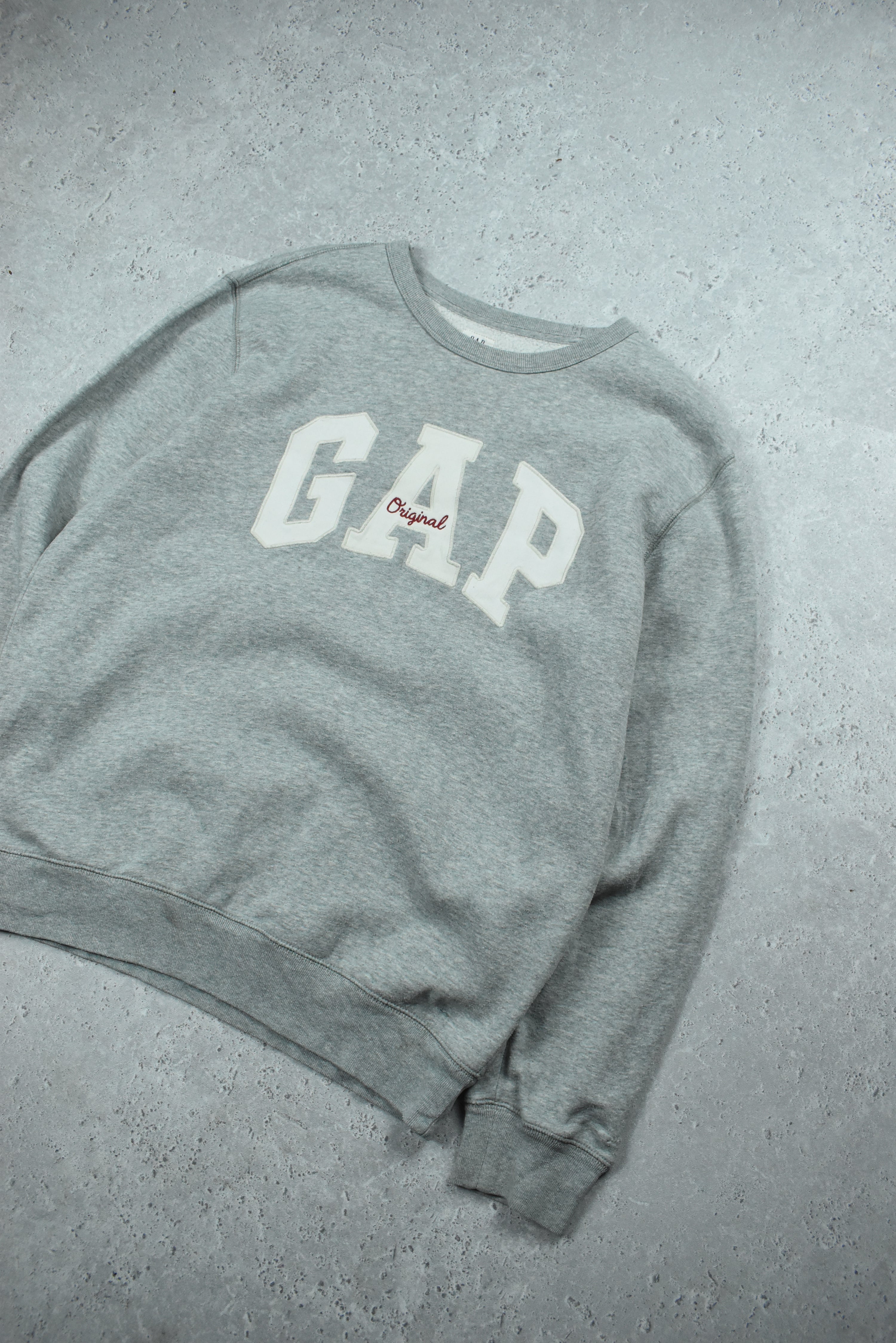 Vintage GAP Embroidered Logo Sweatshirt Medium