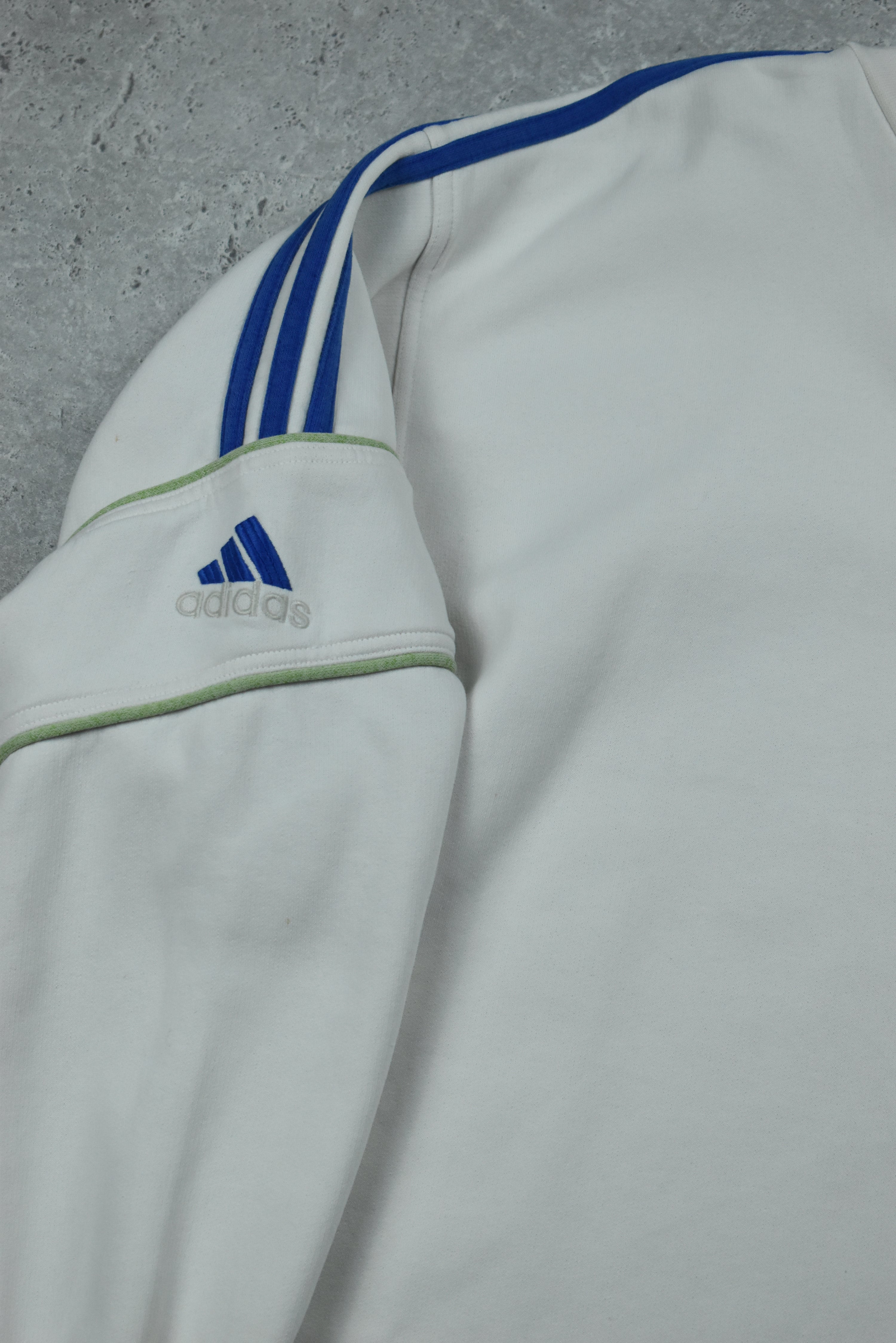 Vintage Adidas Embroidery Sweatshirt Large