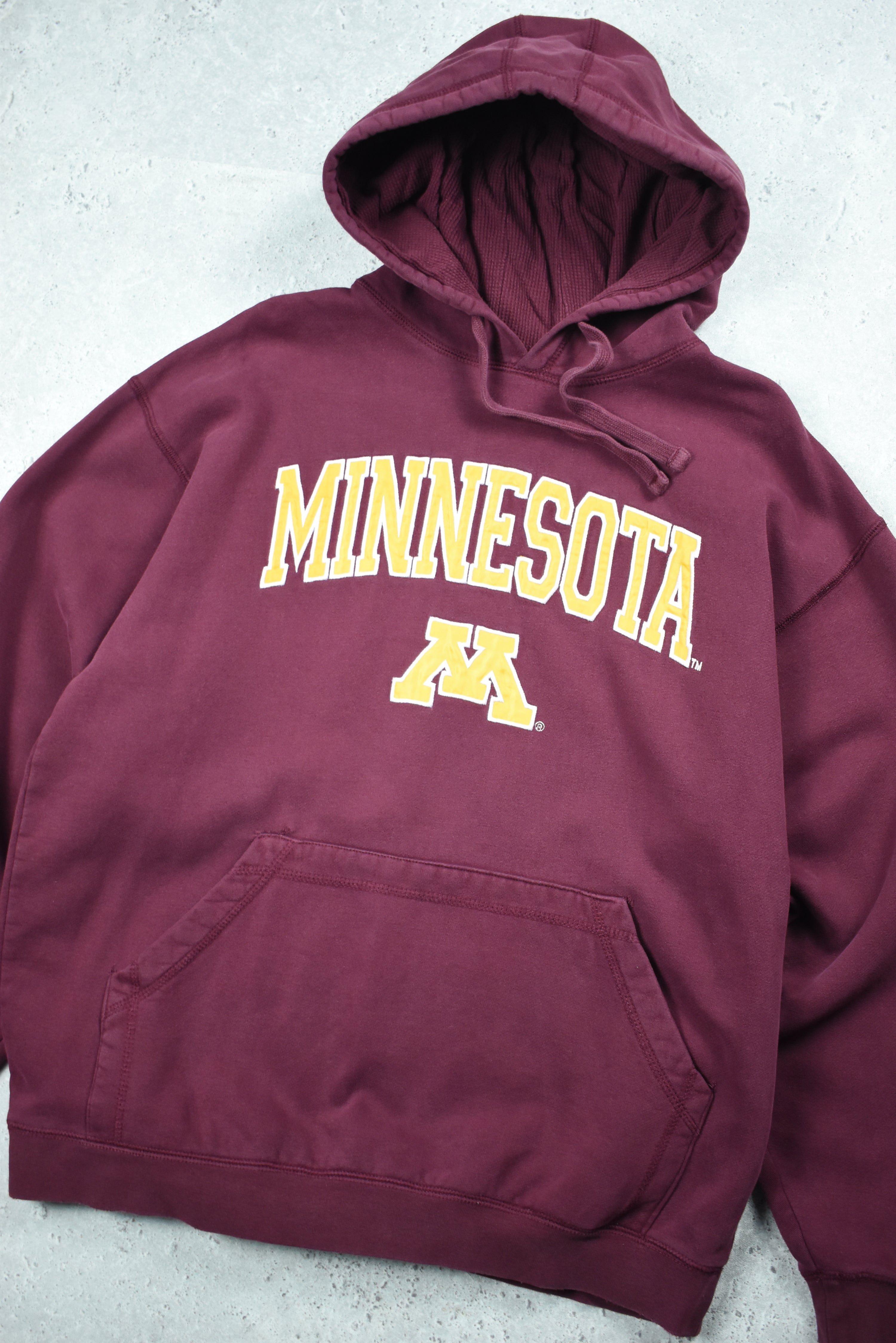 Vintage Minnesota Embroidery Hoodie Medium