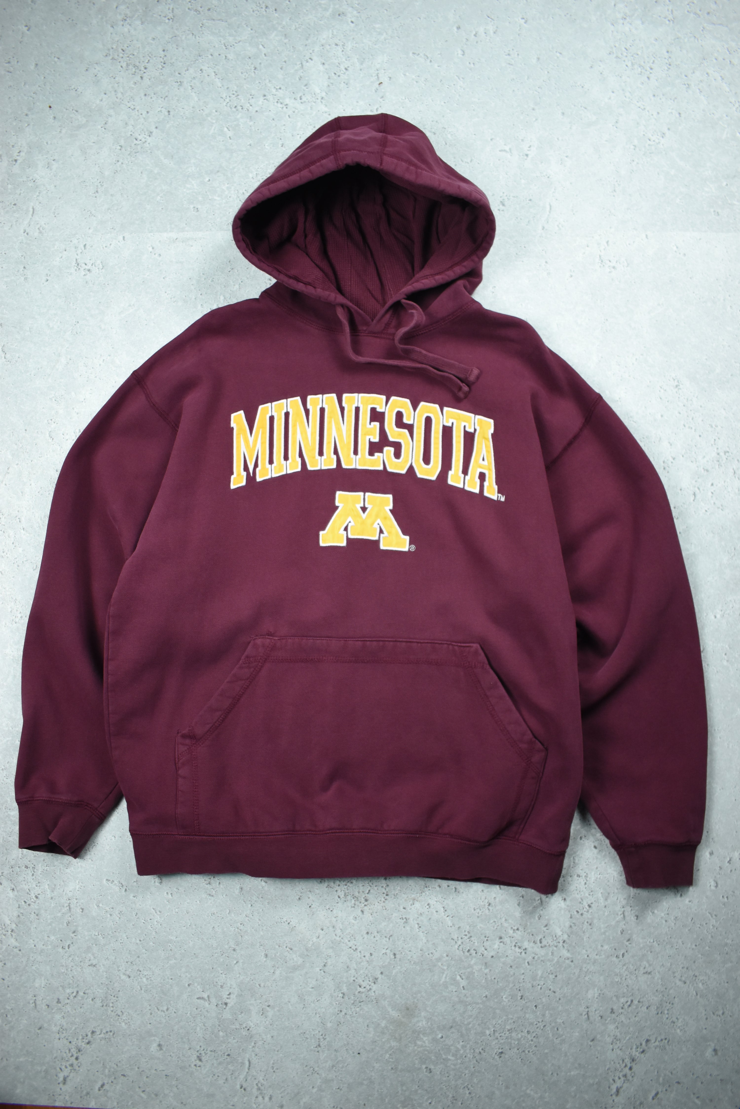 Vintage Minnesota Embroidery Hoodie Medium
