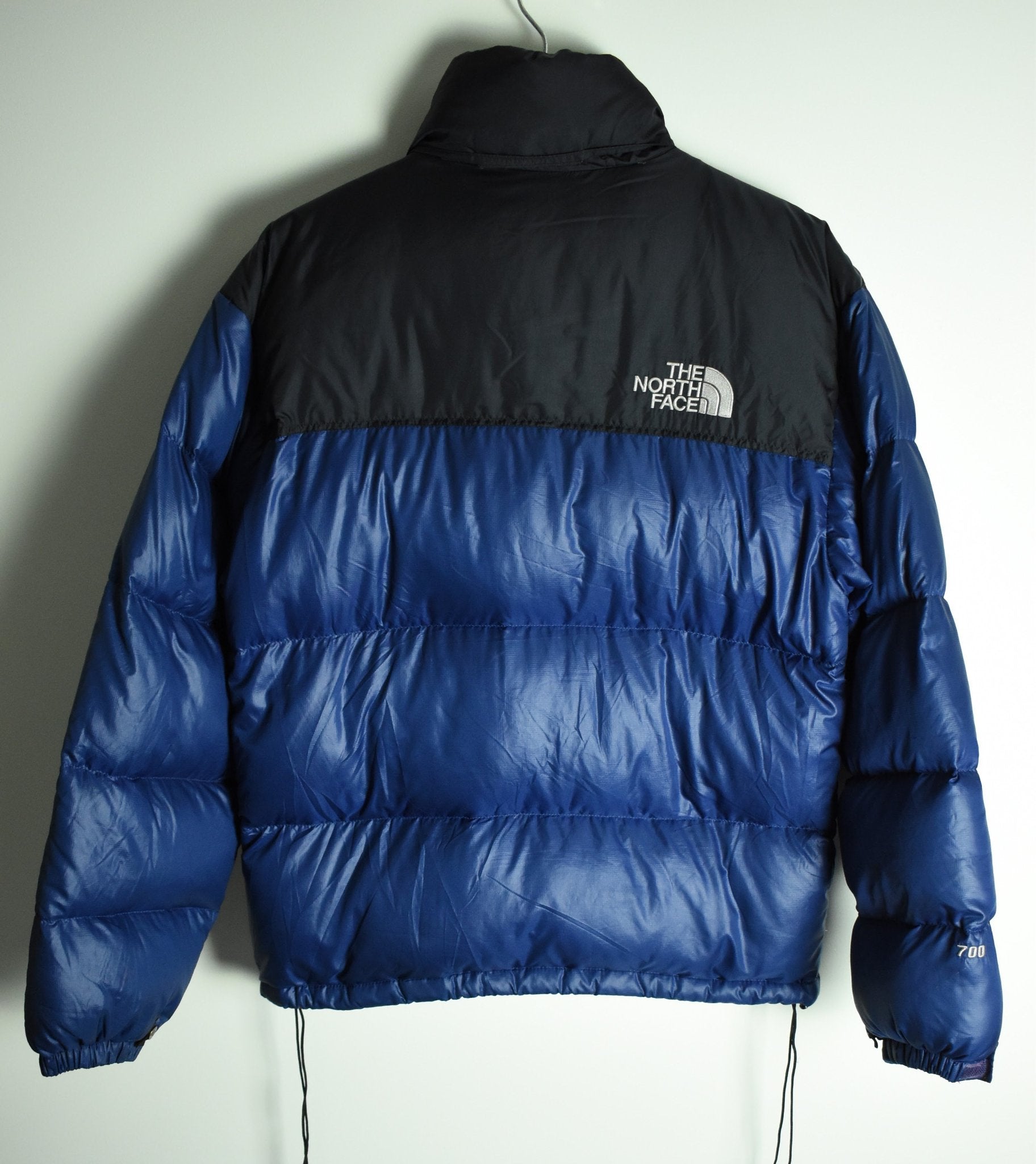 Vintage The North Face 700 Nuptse Puffer Blue - Medium | Vintage Clothing