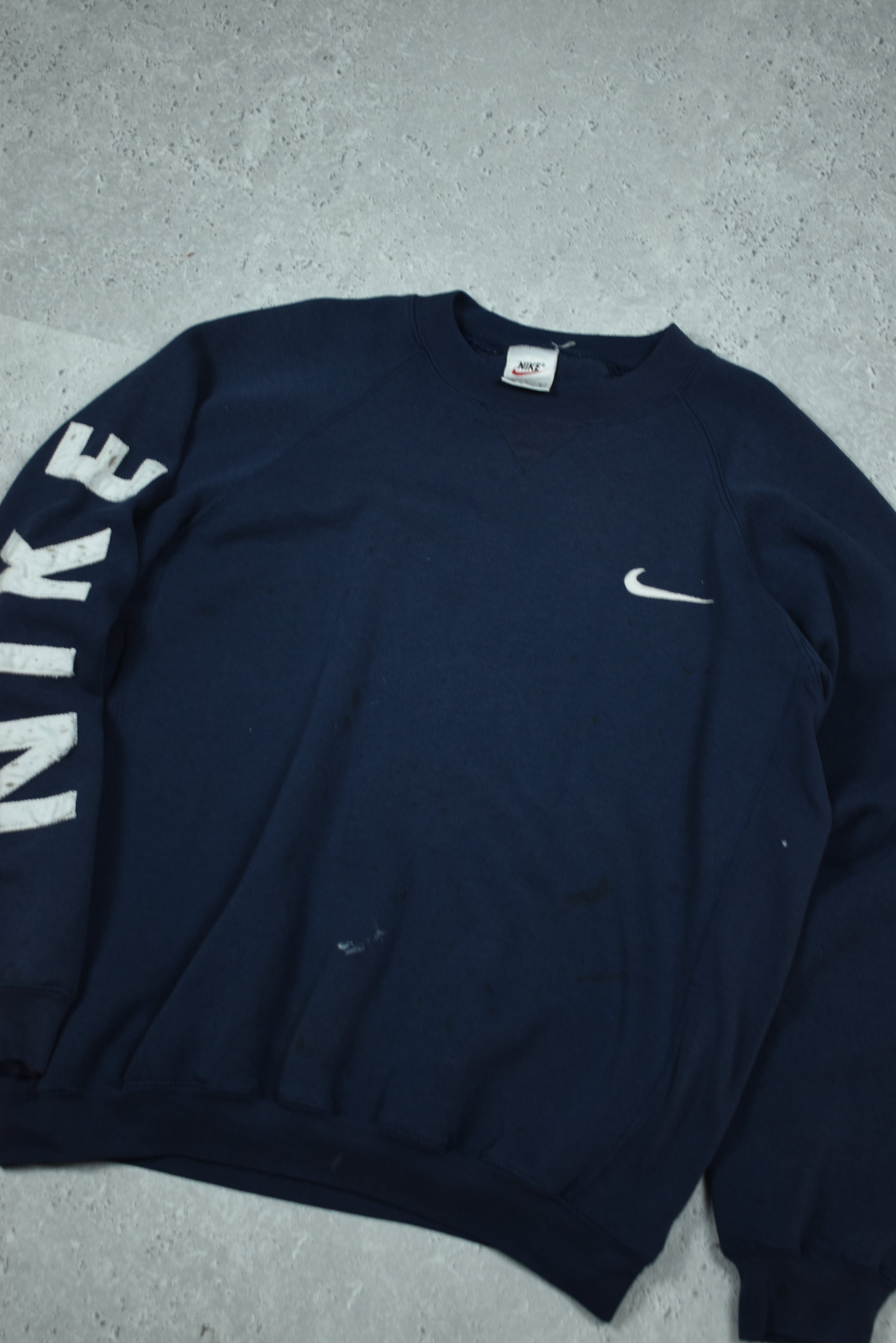 Vintage Nike Embroidered Logo Sweatshirt Medium