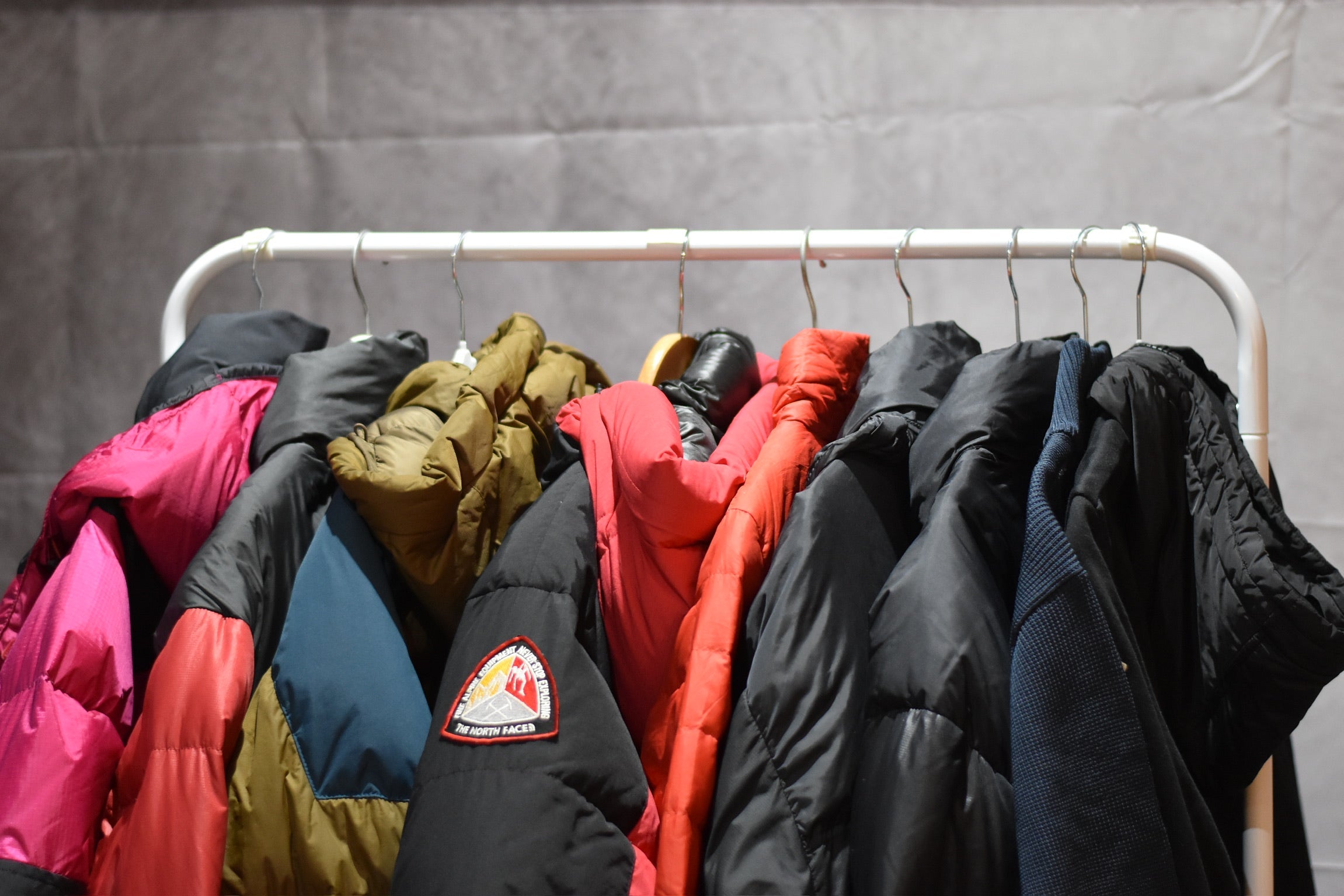 Best Vintage Puffer and down Jackets to Buy in Australia in 2026