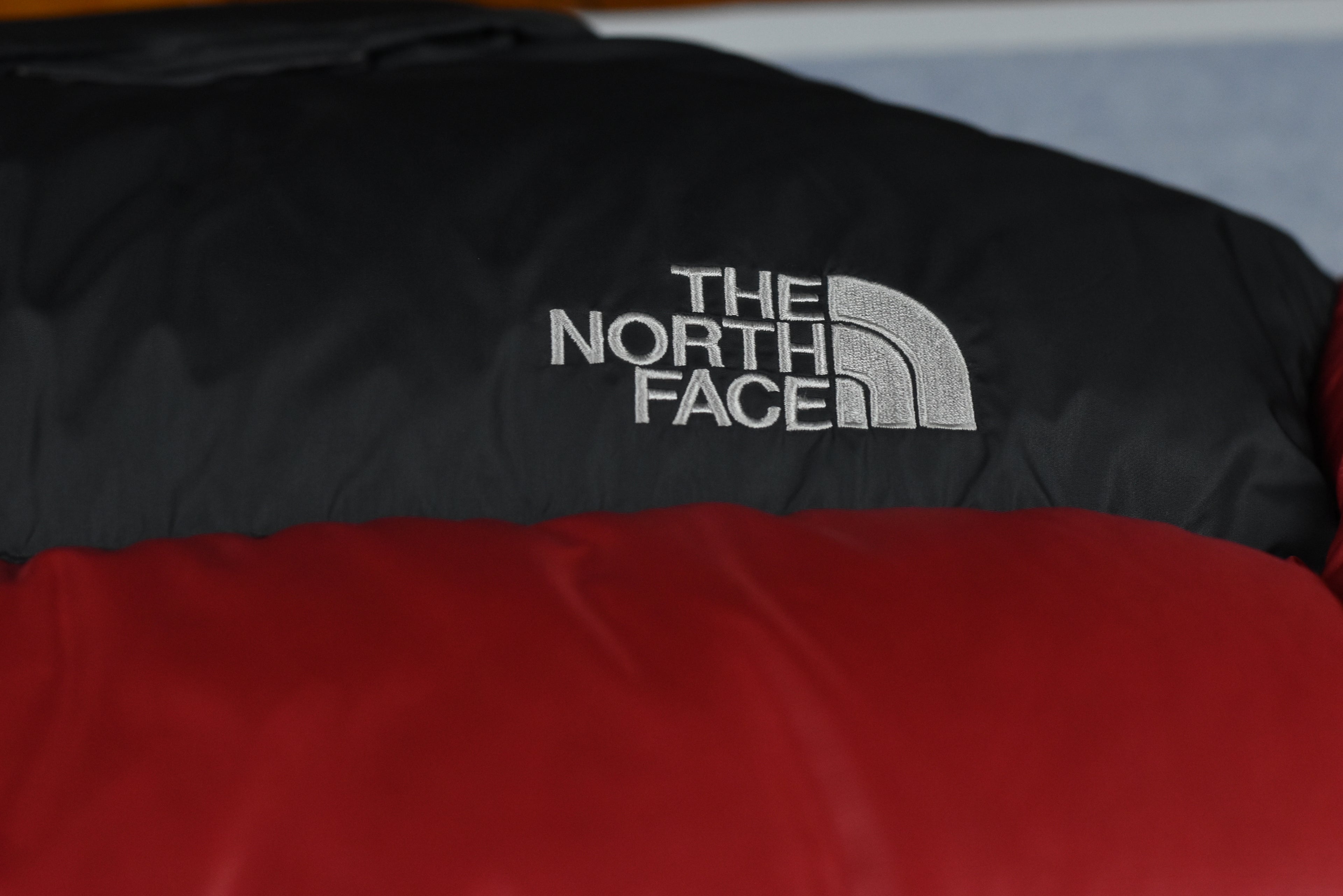Vintage The North Face 700 Nuptse Puffer Jacket Red - Extra Small
