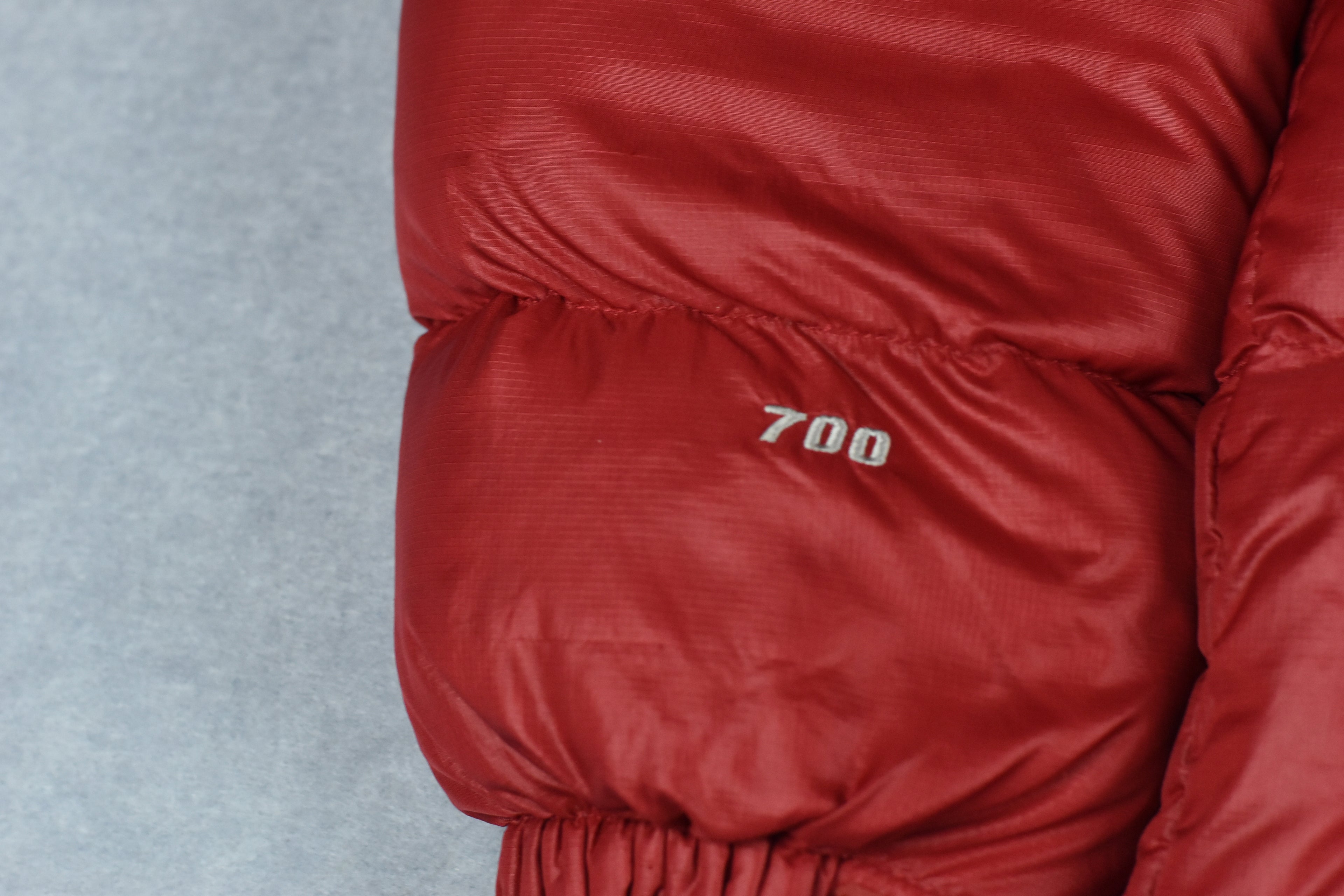Vintage The North Face 700 Nuptse Puffer Jacket Red - Extra Small