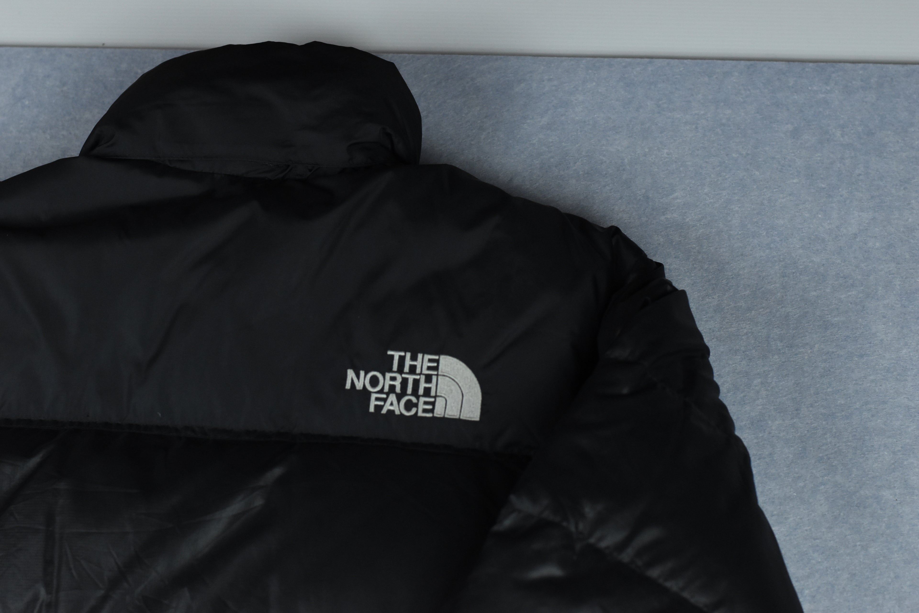Vintage The North Face 700 Nuptse Puffer Jacket Black - Extra Small