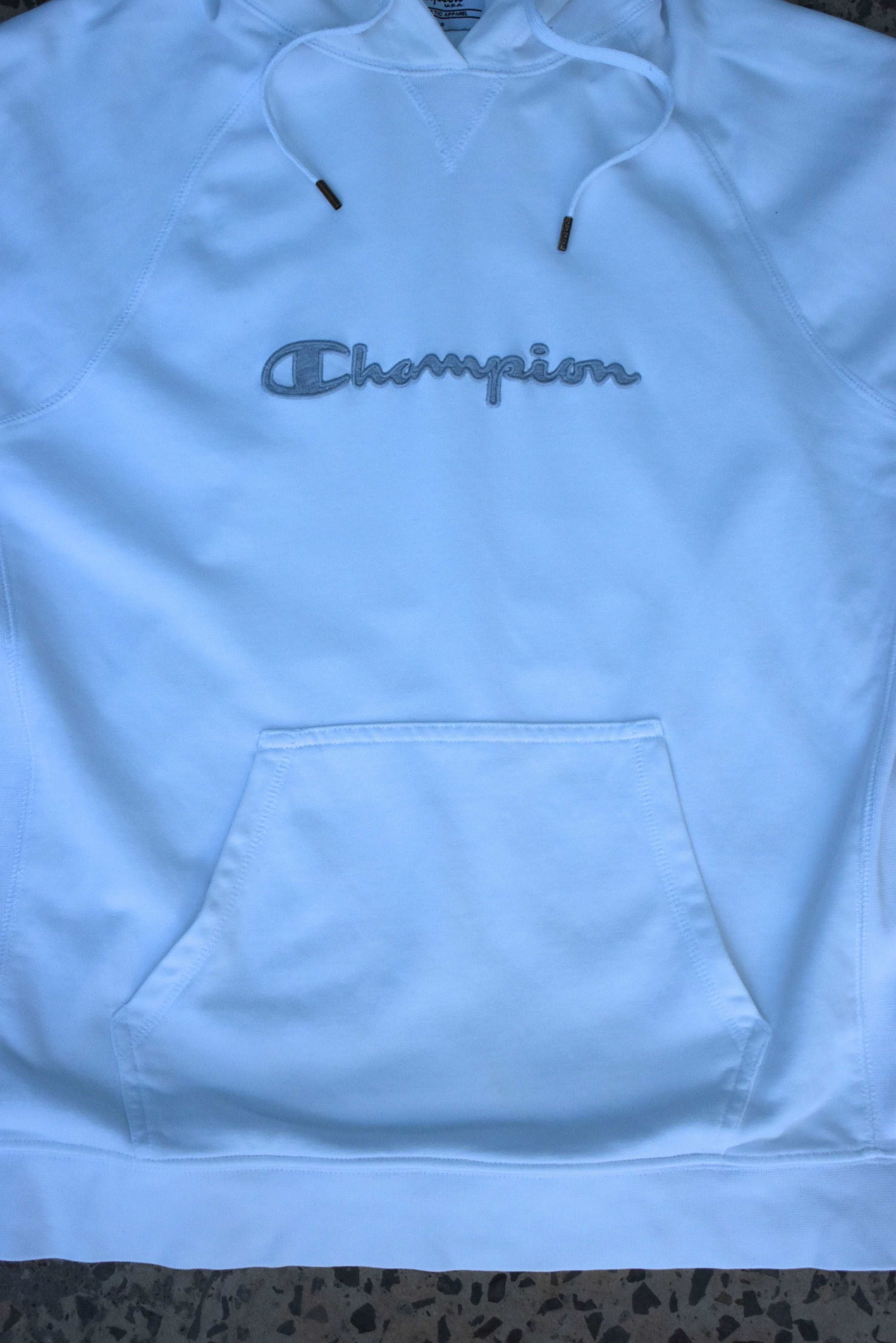 Vintage Champion Embroidered Logo Hoodie Medium