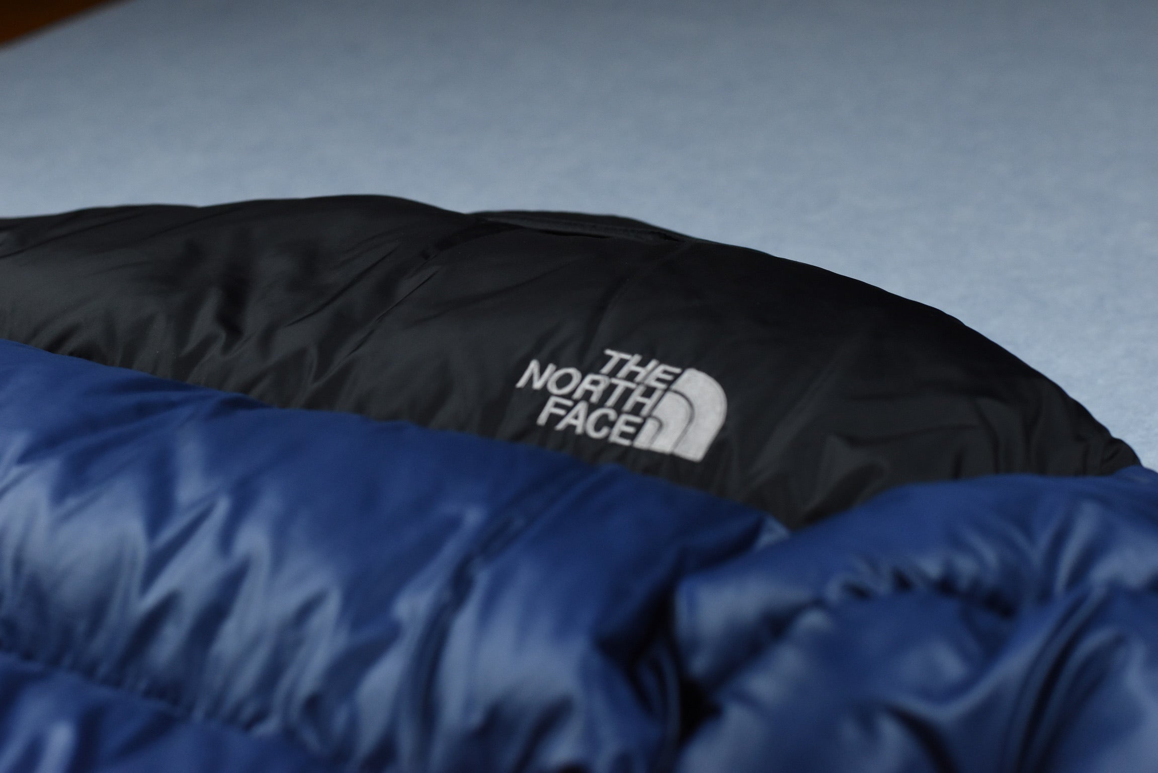 Vintage The North Face 700 Nuptse Puffer Jacket Dark Blue (Navy) - Small Men's