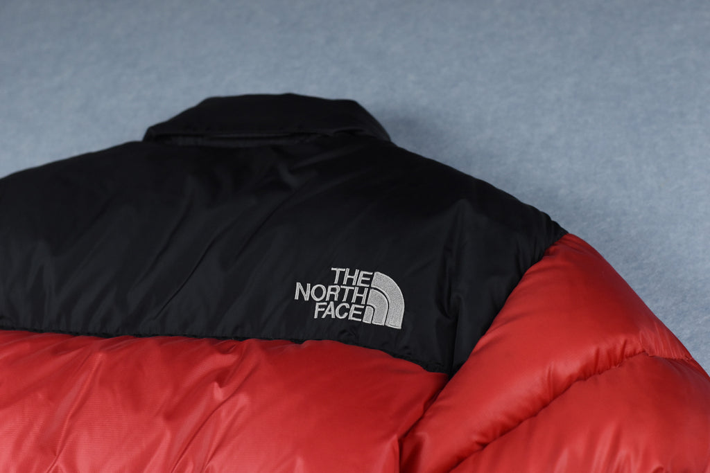 Vintage The North Face 700 Retro 1996 Nuptse Puffer Jacket Red - Small Men's