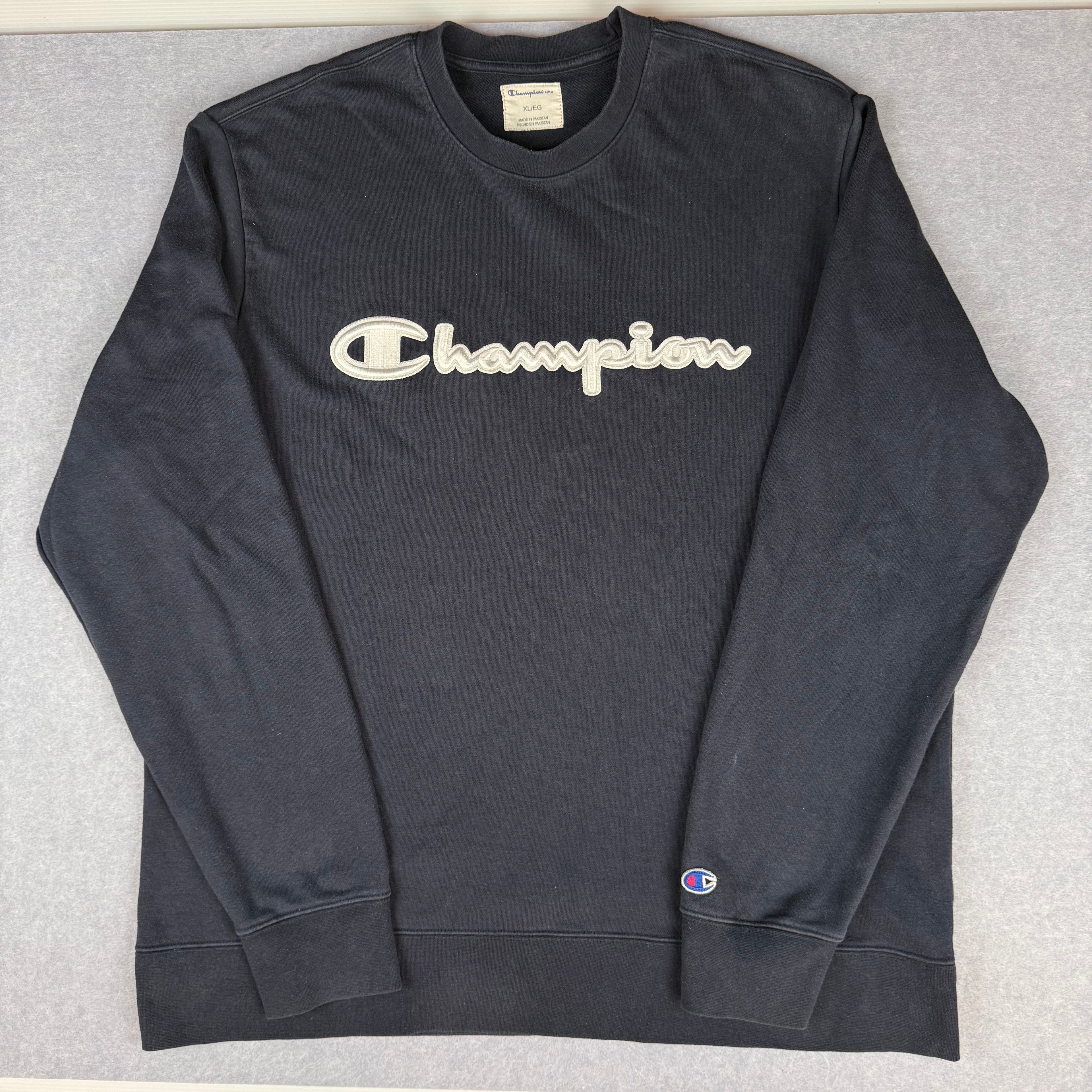 Vintage Champion Embroidered Logo Sweatshirt XL