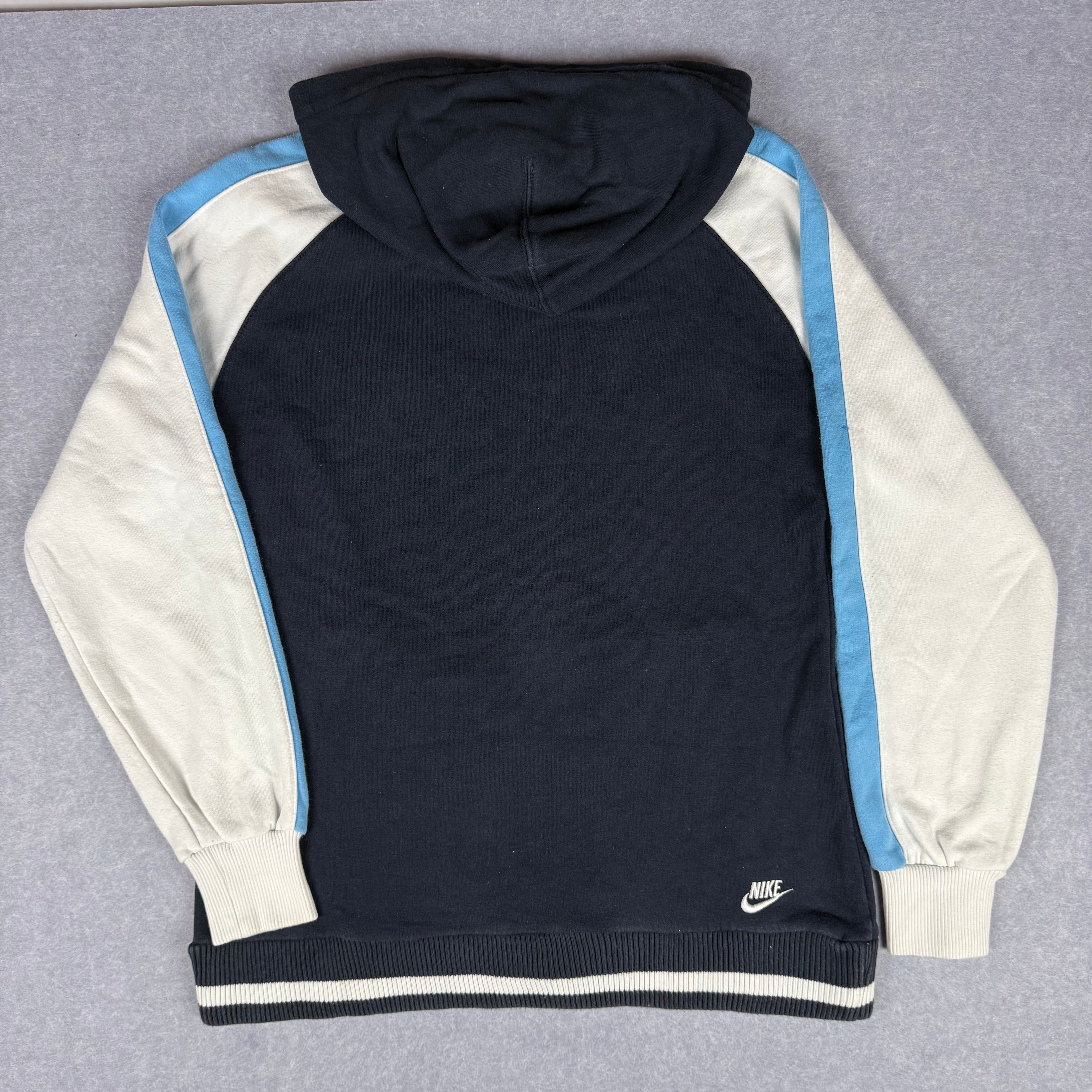 Vintage Nike Embroidered "Field Trails" Hoodie Size XS/S