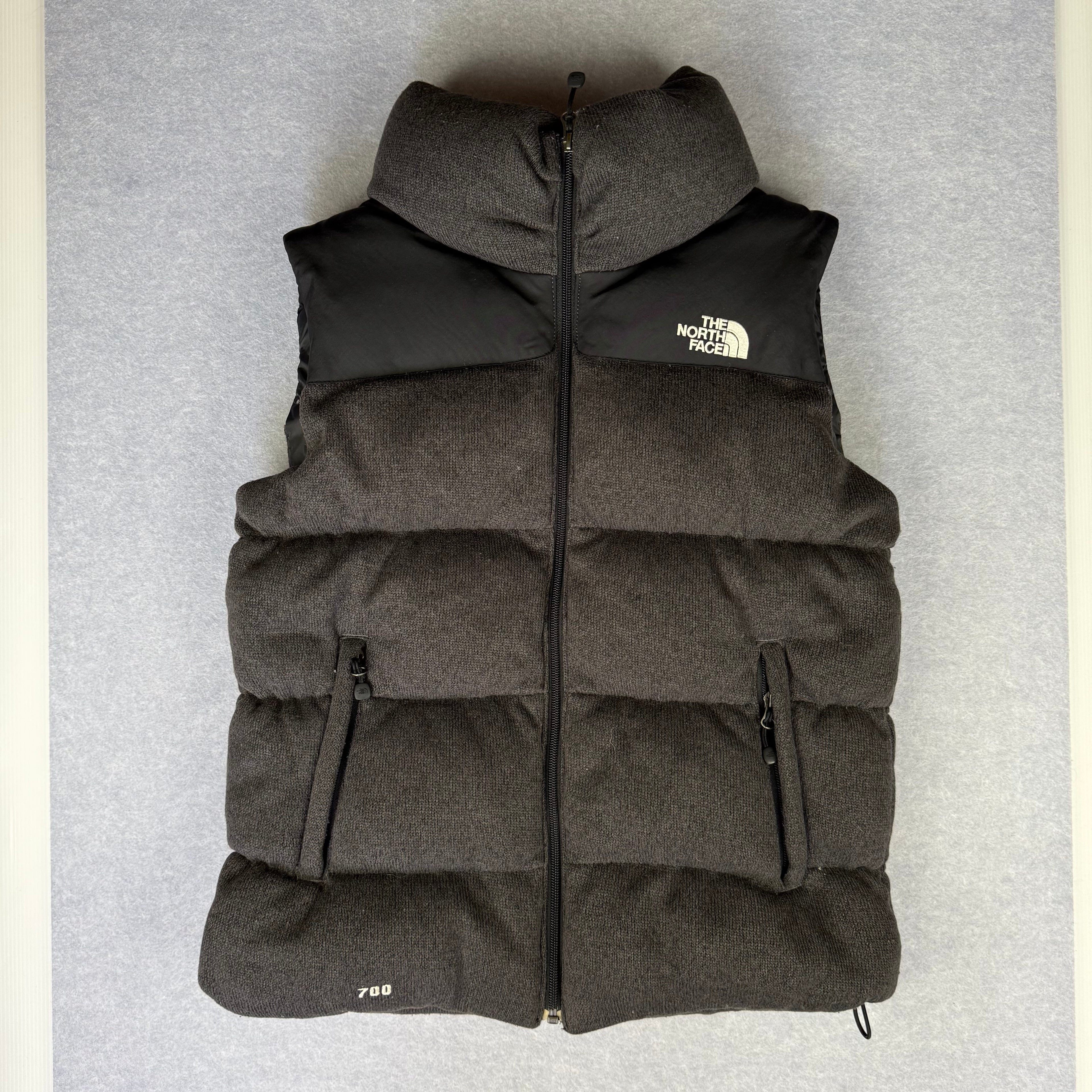 VINTAGE The North Face 1996 Nupste Down Vest size S Charcoal and Black