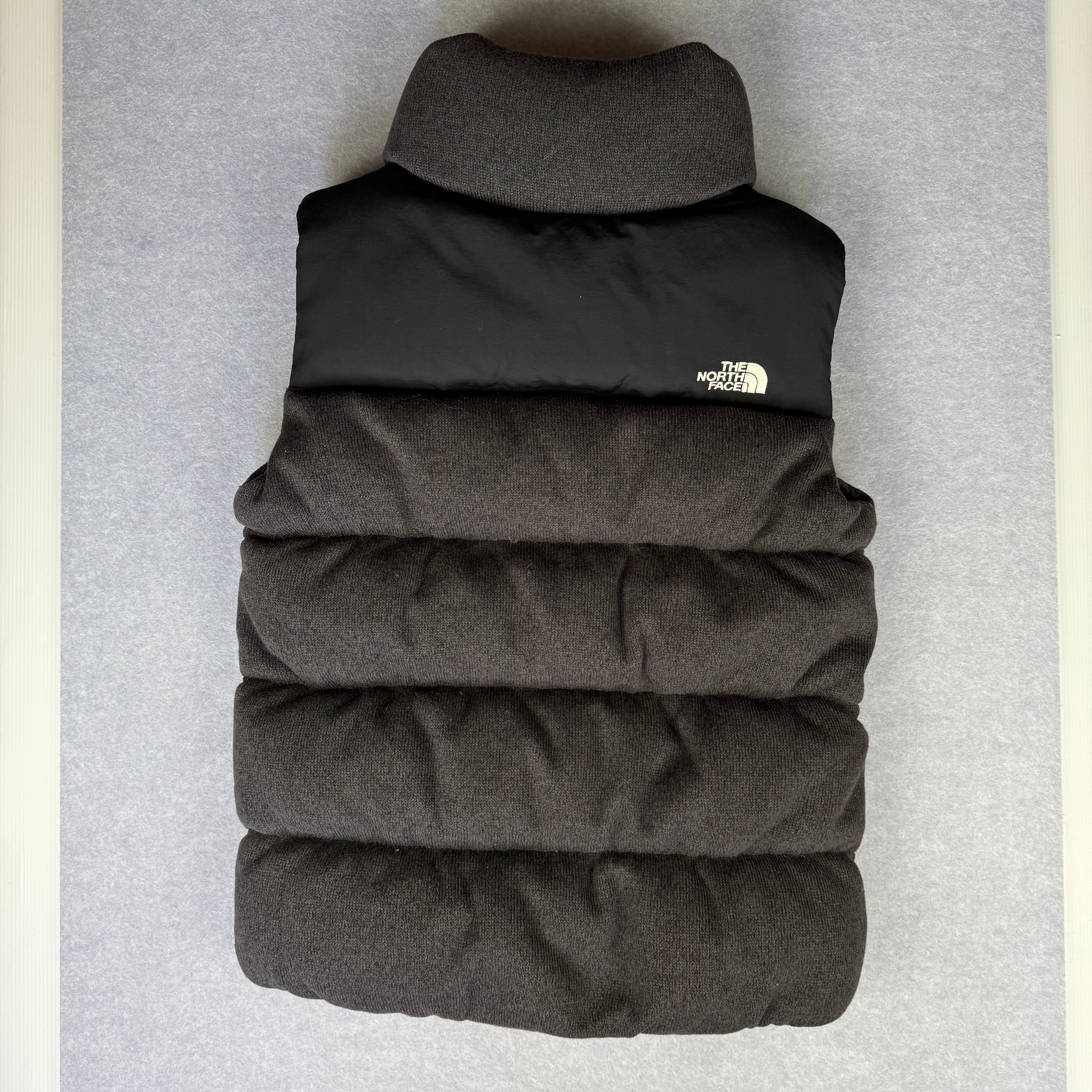 VINTAGE The North Face 1996 Nupste Down Vest size S Charcoal and Black