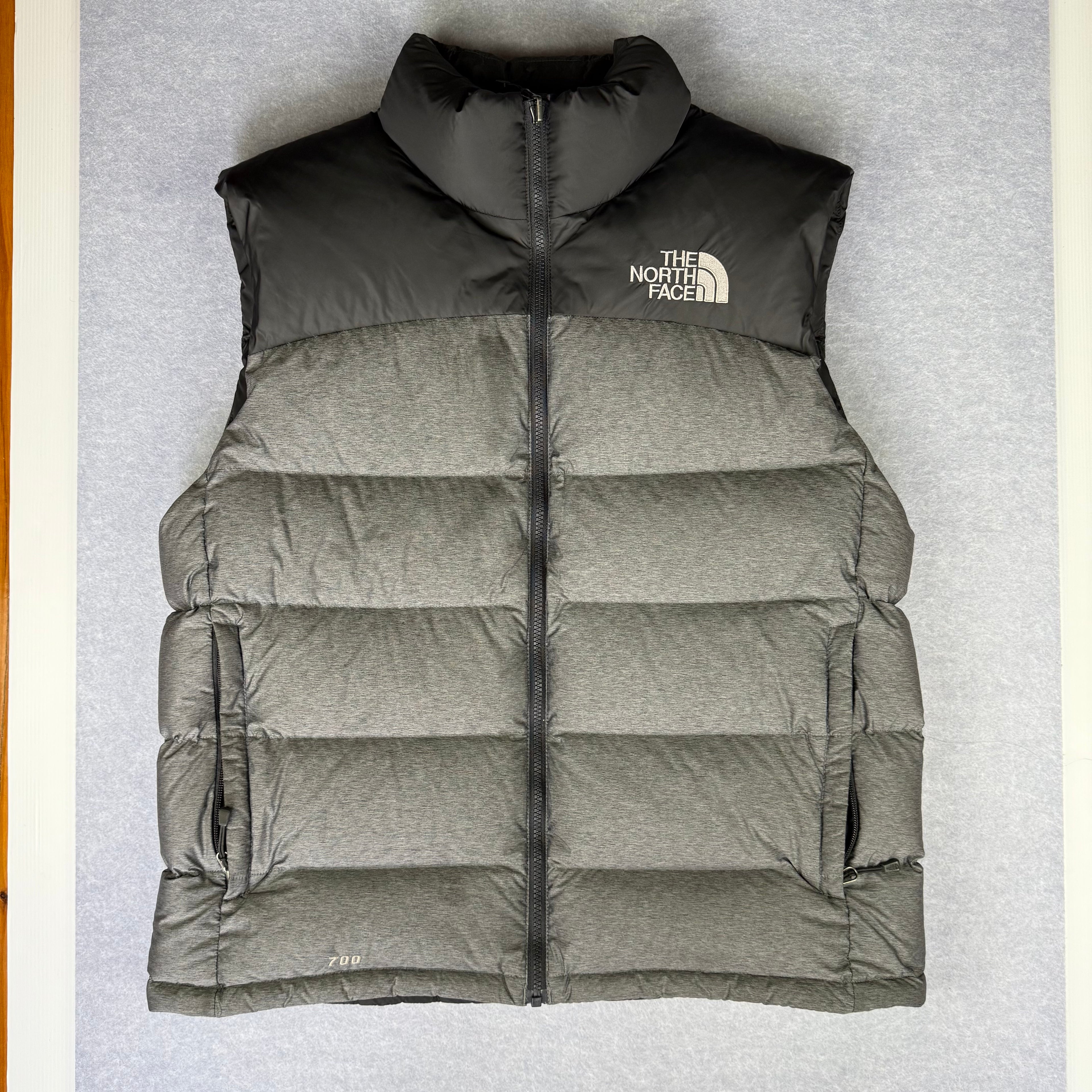 VINTAGE The North Face Grey NUPSTE 2 Puffer Vest Large Grey and Black