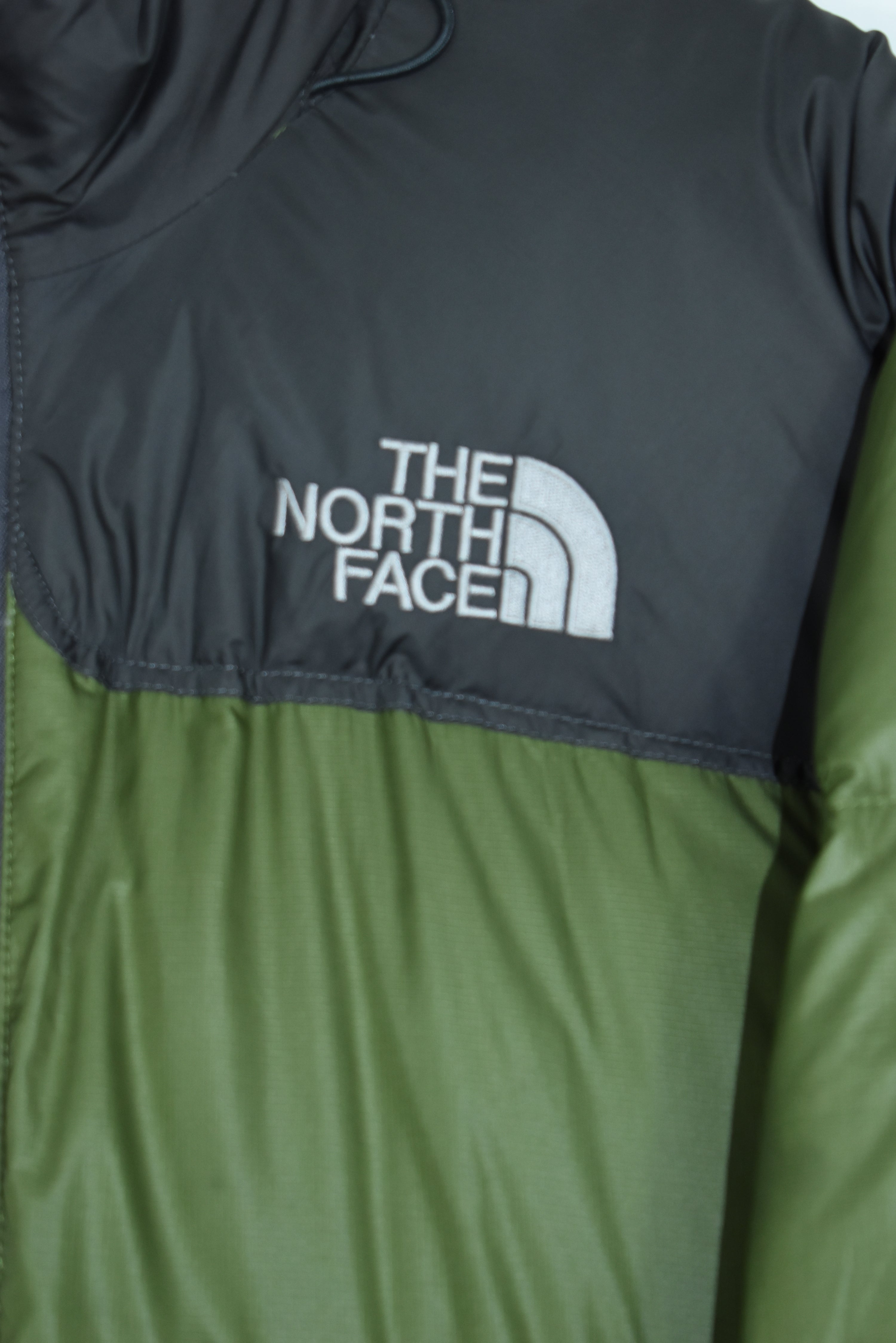 VINTAGE NORTH FACE NUPTSE 700 PUFFER GREEN LARGE