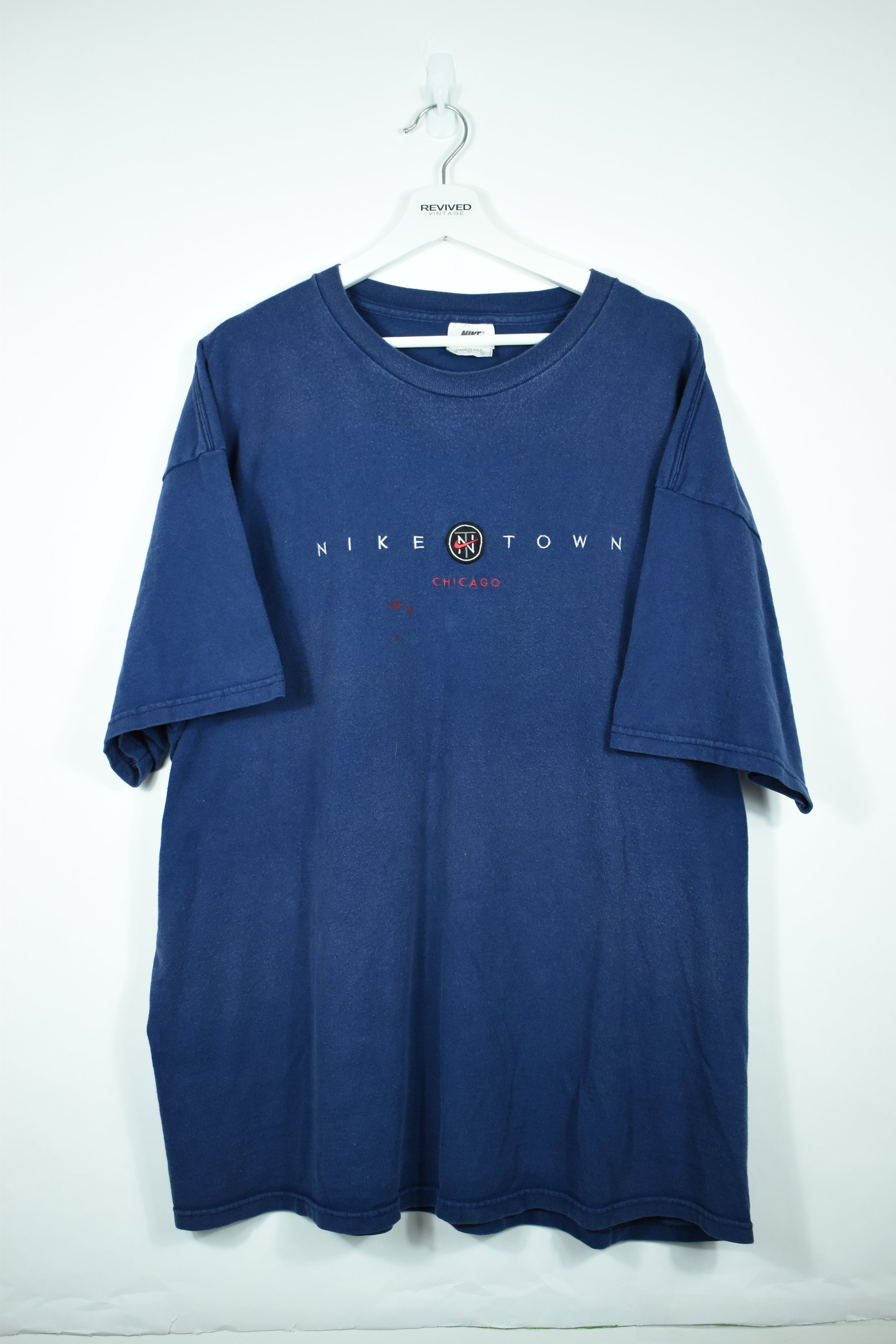 VINTAGE NIKE TOWN CHICAGO EMBROIDERY T SHIRT XXL