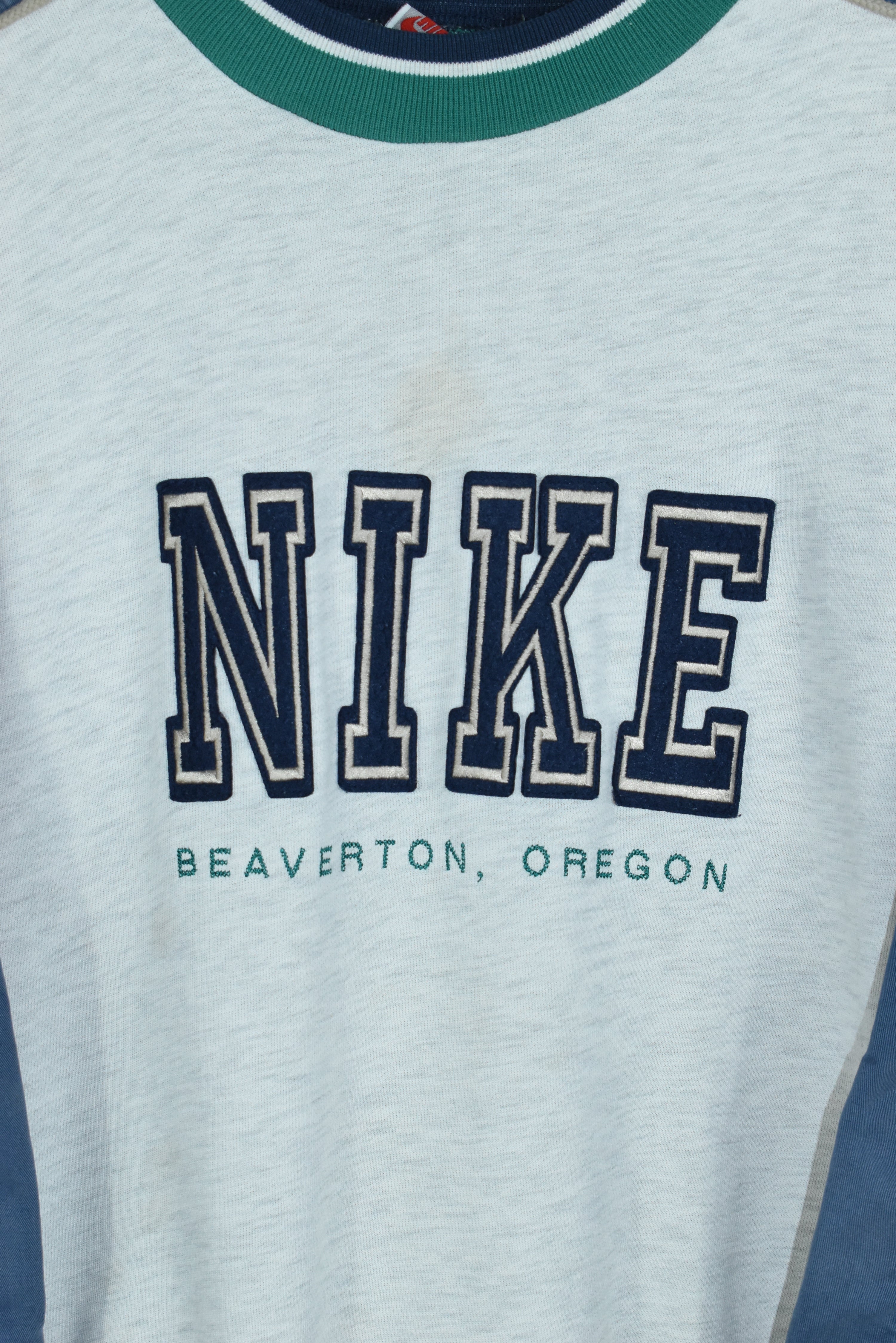 Vintage RARE Nike Oregon Embroidery Sweatshirt LARGE / XL