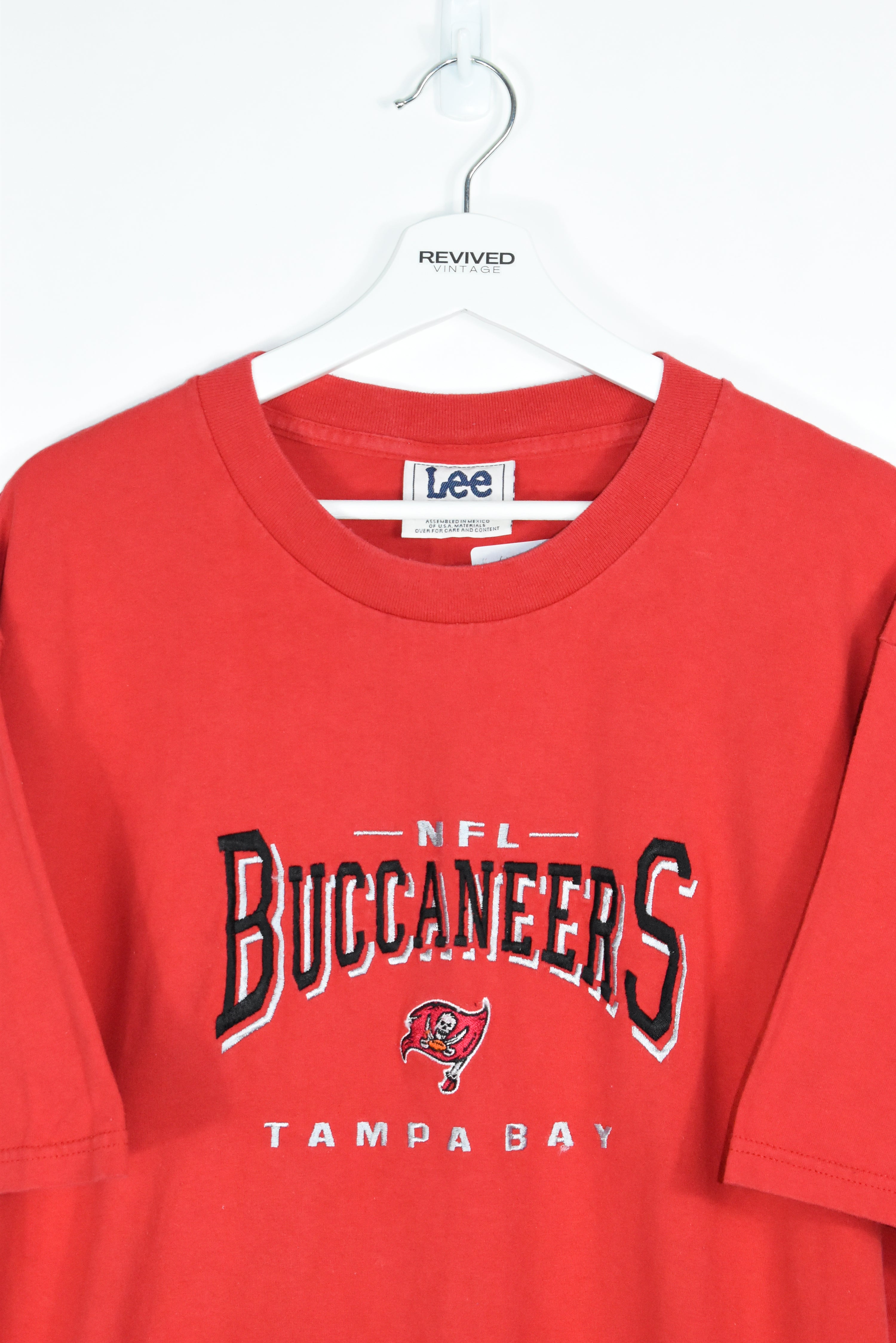 Vintage Lee Sport Buccaneers T Shirt Xlarge