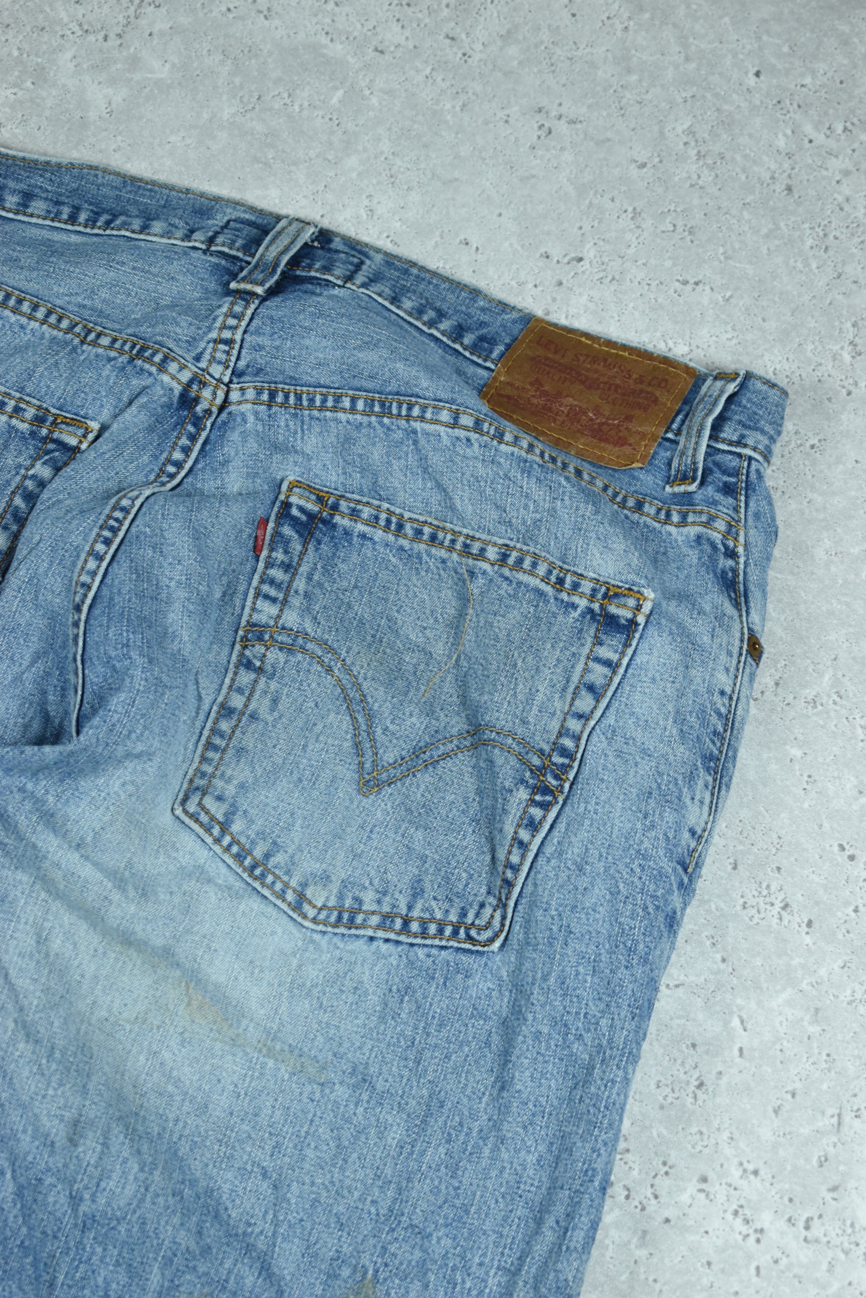 Vintage Levis 569 Denim Jeans 36x30