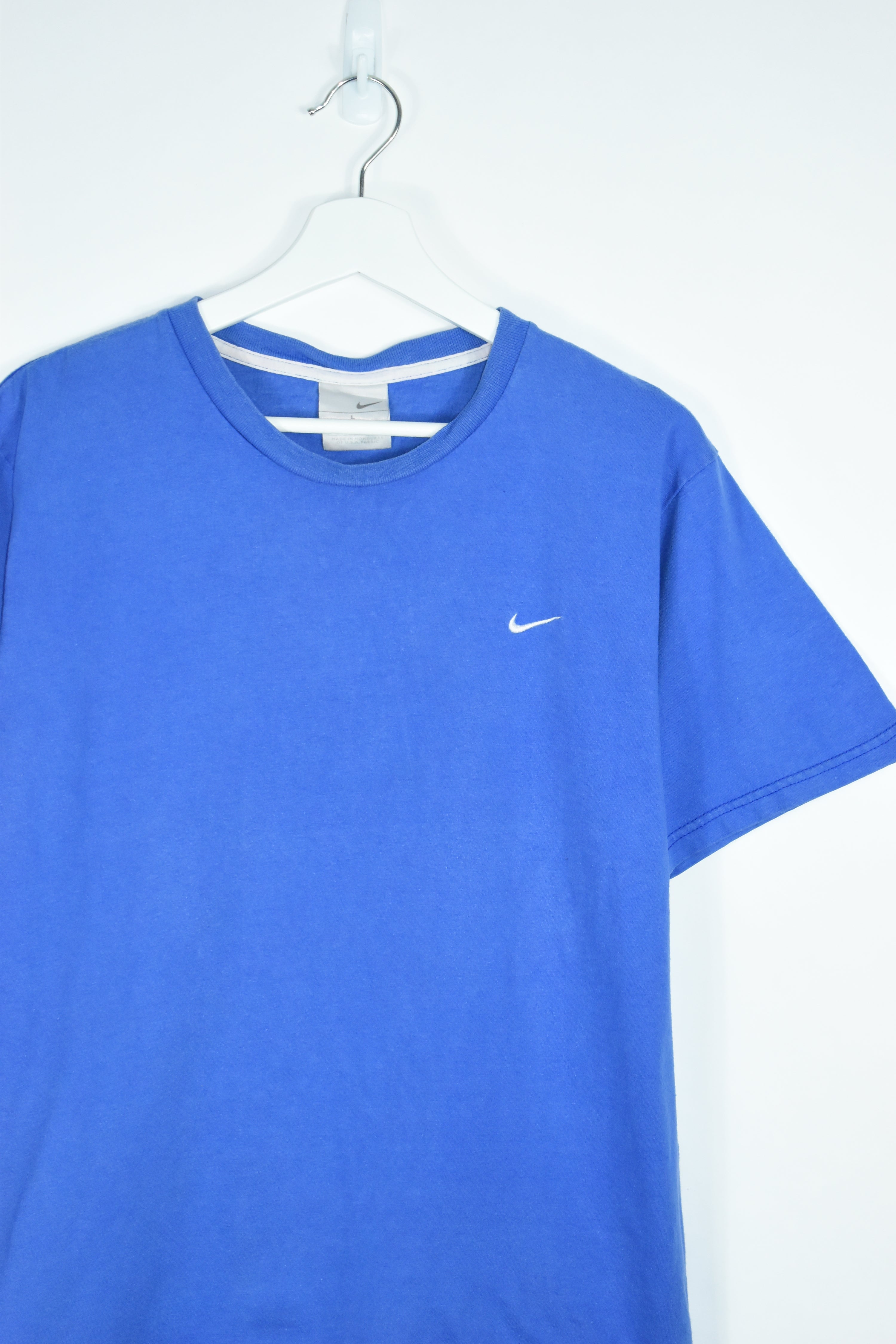 Vintage Nike Small Swoosh Embroidery T Shirt MEDIUM