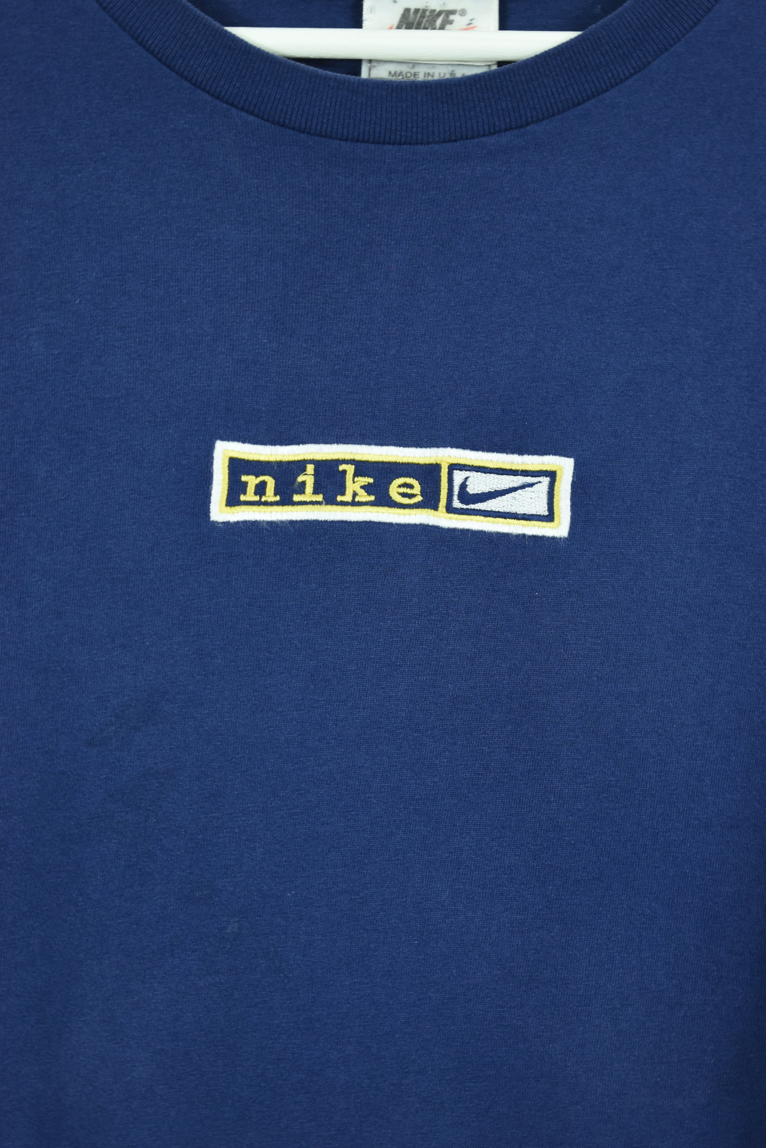 VINTAGE NIKE EMBROIDERY T SHIRT LARGE