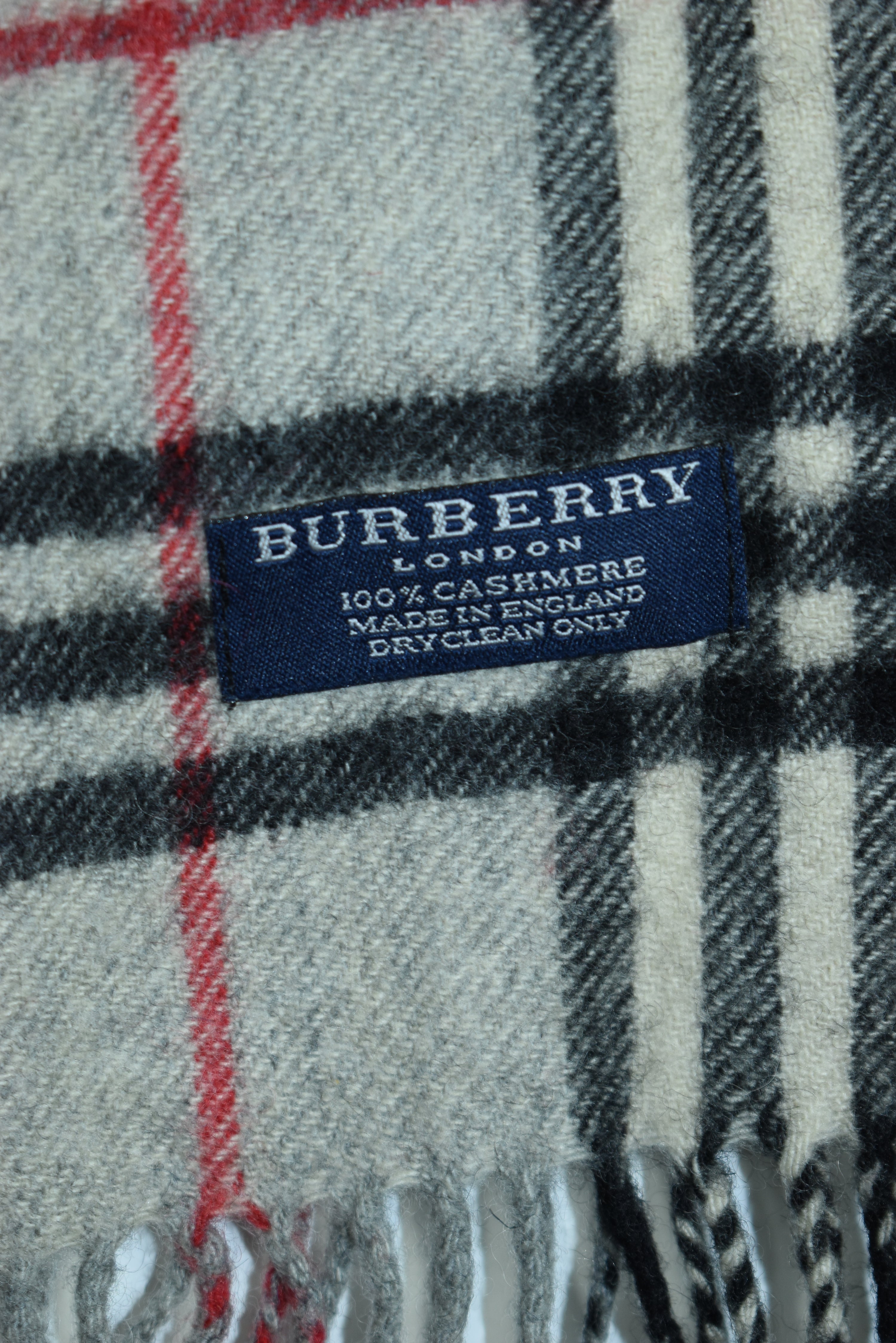 Vintage Burberry Scarf Novacheck Grey/Red OS