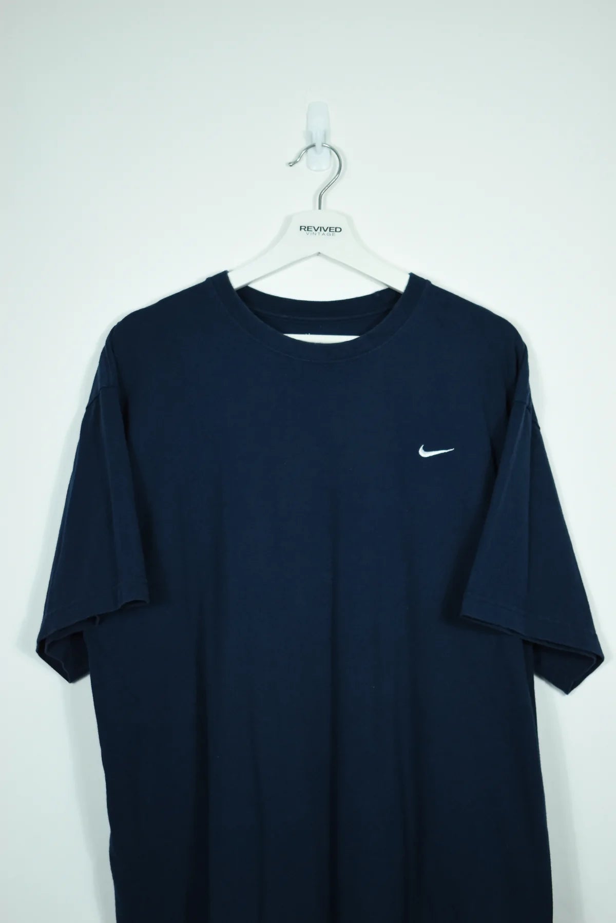 Vintage nike 2024 swoosh t shirt