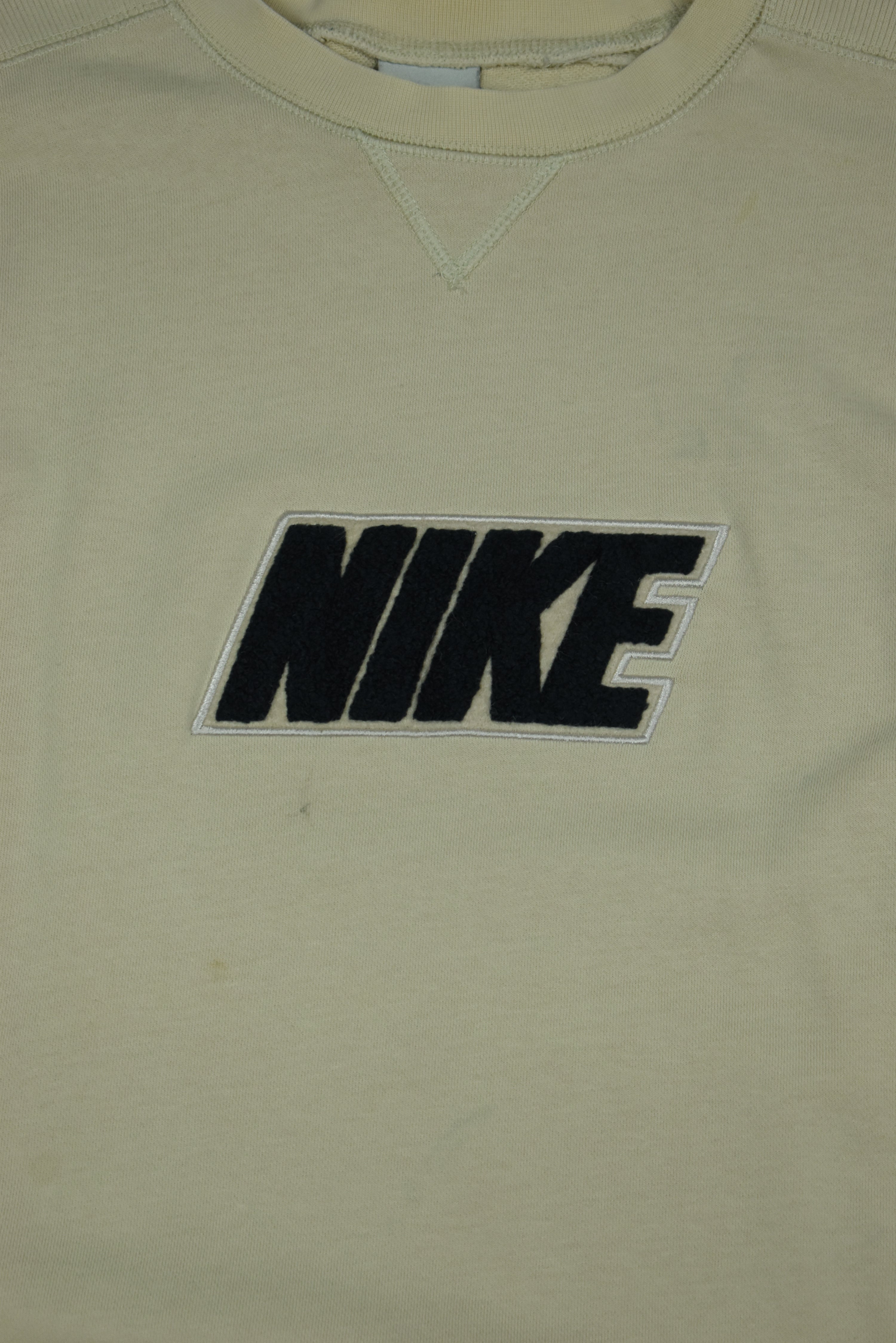 Vintage Nike Embroidered Carpet Print Sweatshirt Medium